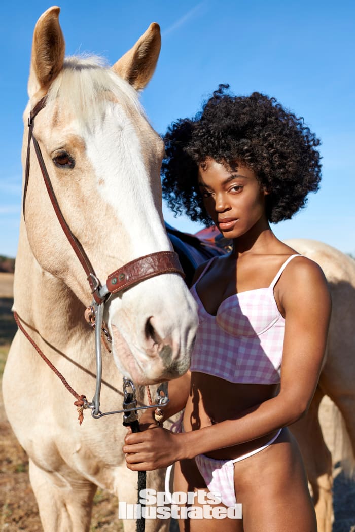 X163463_TK2_00208WMweb